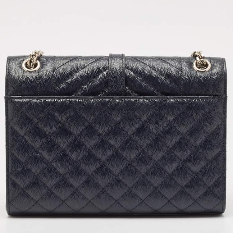 مملوكة مسبقًا Saint Laurent Navy Blue Mix Matelassé Leather Medium Envelope Chain Shoulder Bag