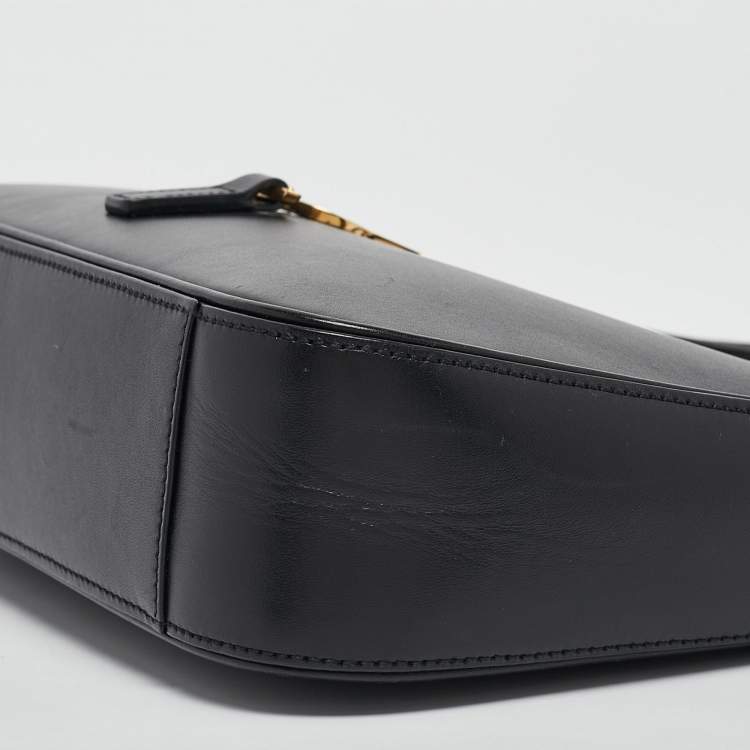 Pre Owned Saint Laurent Black Leather LE 5 À 7 Shoulder Bag