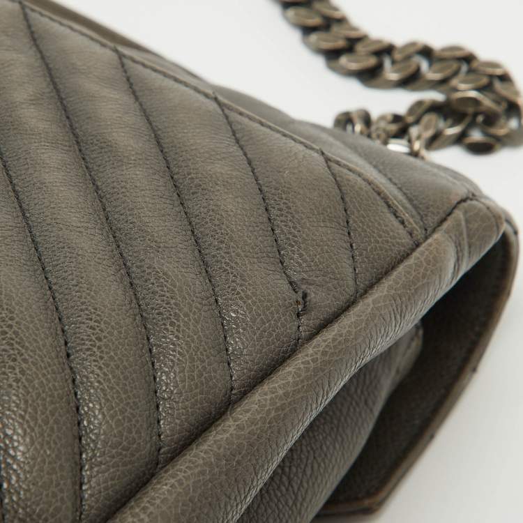 Pre Owned Saint Laurent Grey Matelasse Leather Large College Top Handle Bag