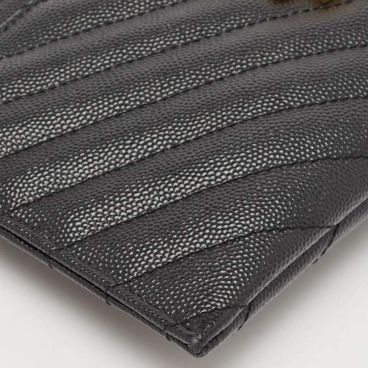 مملوكة مسبقًا Saint Laurent Black Matelassé Leather Monogram Zip Pouch