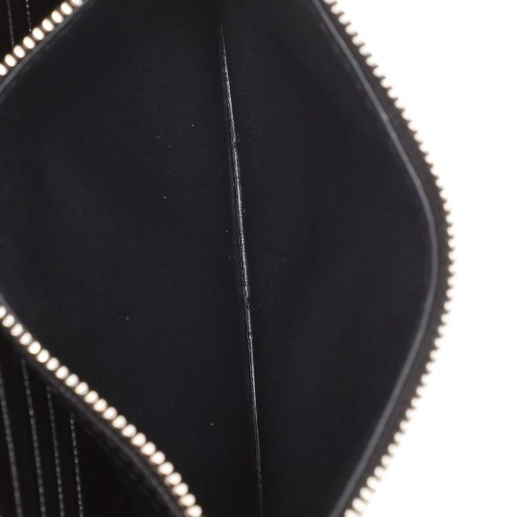 Pre Owned Saint Laurent Black Cassandre Matelassé Leather Wallet On Chain