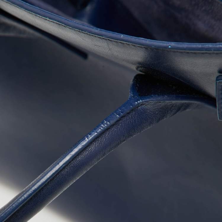 Pre Owned Saint Laurent Navy Blue Leather Small Classic Sac De Jour Tote