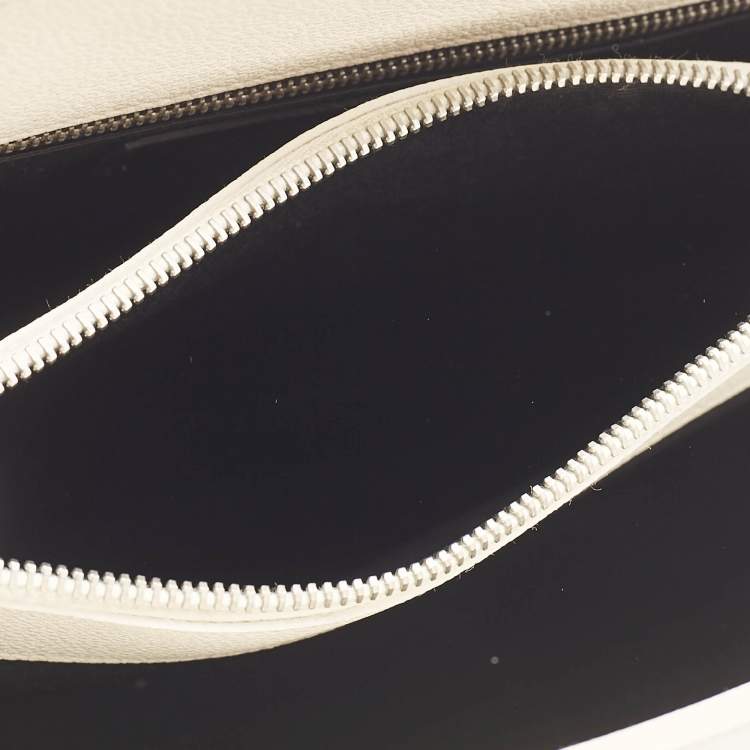 Pre Owned Saint Laurent Off White Leather Small Classic Sac De Jour Tote