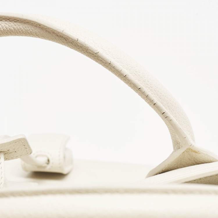 Pre Owned Saint Laurent Off White Leather Small Classic Sac De Jour Tote