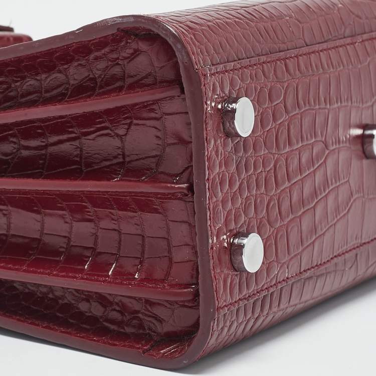 مملوكة مسبقًا Saint Laurent Red Croc Embossed Leather Nano Classic Sac De Jour Tote