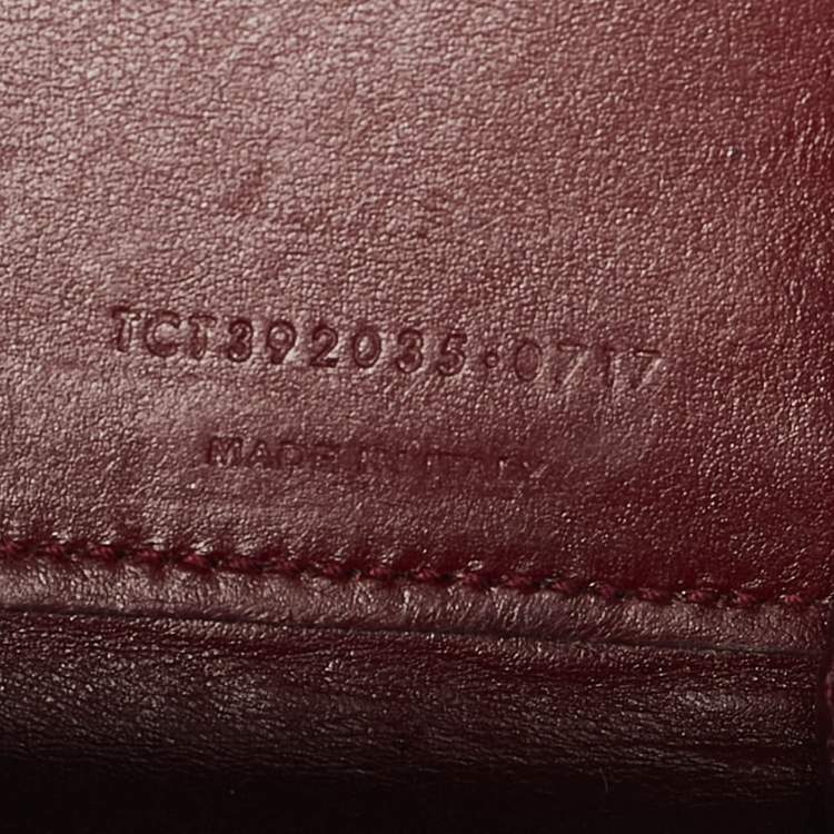 مملوكة مسبقًا Saint Laurent Red Croc Embossed Leather Nano Classic Sac De Jour Tote
