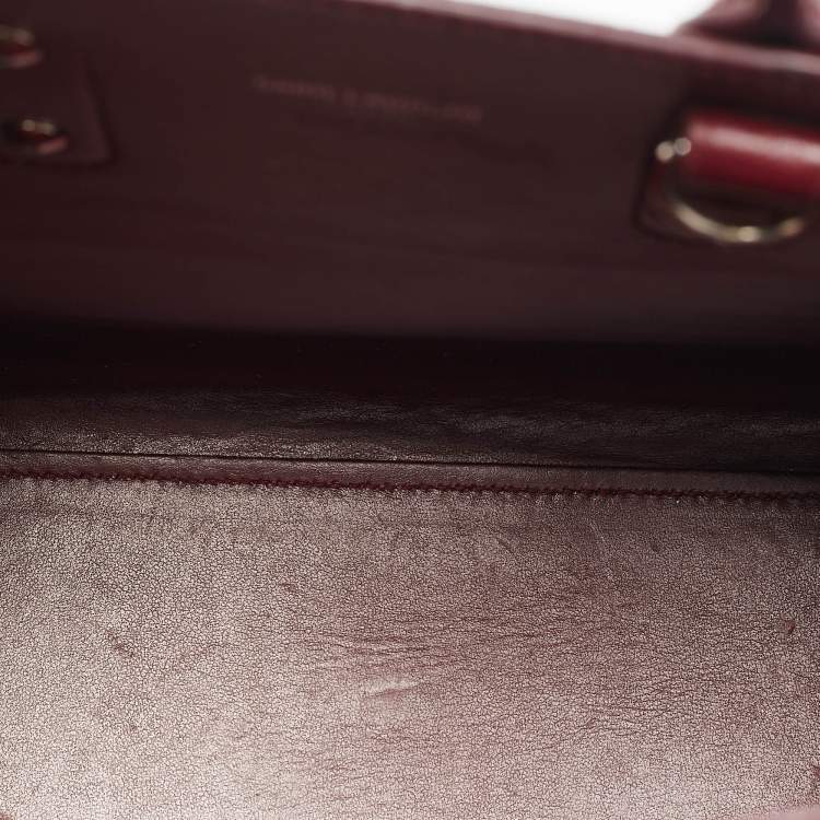 مملوكة مسبقًا Saint Laurent Red Croc Embossed Leather Nano Classic Sac De Jour Tote