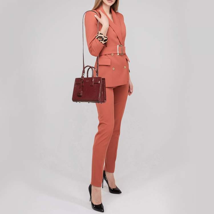 مملوكة مسبقًا Saint Laurent Red Croc Embossed Leather Nano Classic Sac De Jour Tote