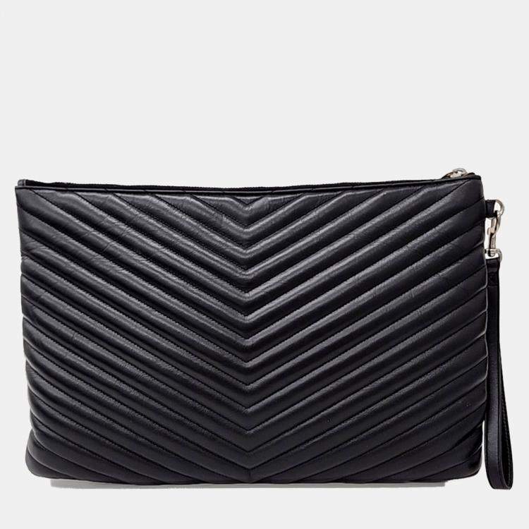 مملوكة مسبقًا Saint Laurent Paris Black Leather Monogram Clutch