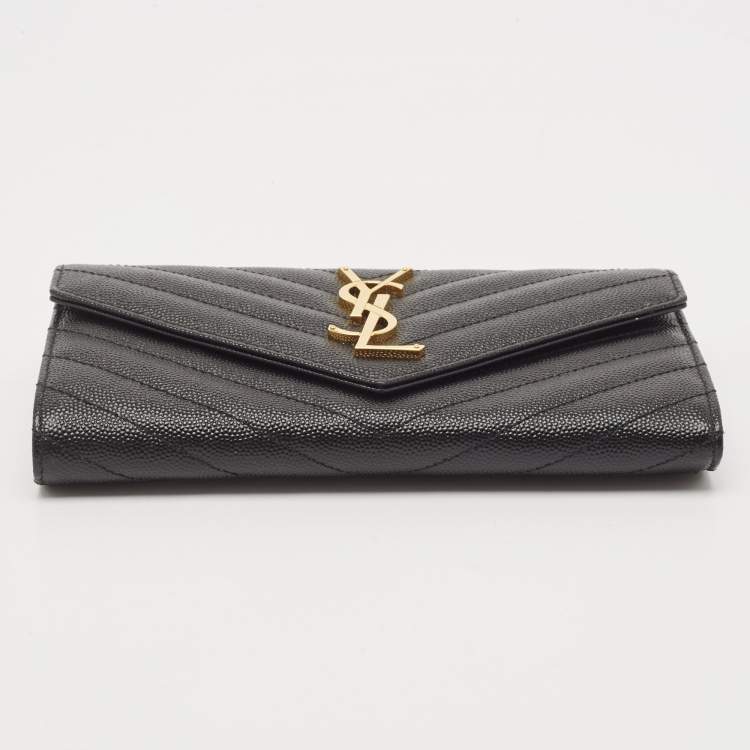 مملوكة مسبقًا Saint Laurent Black Matelass�é Leather Monogram Flap Continental Wallet