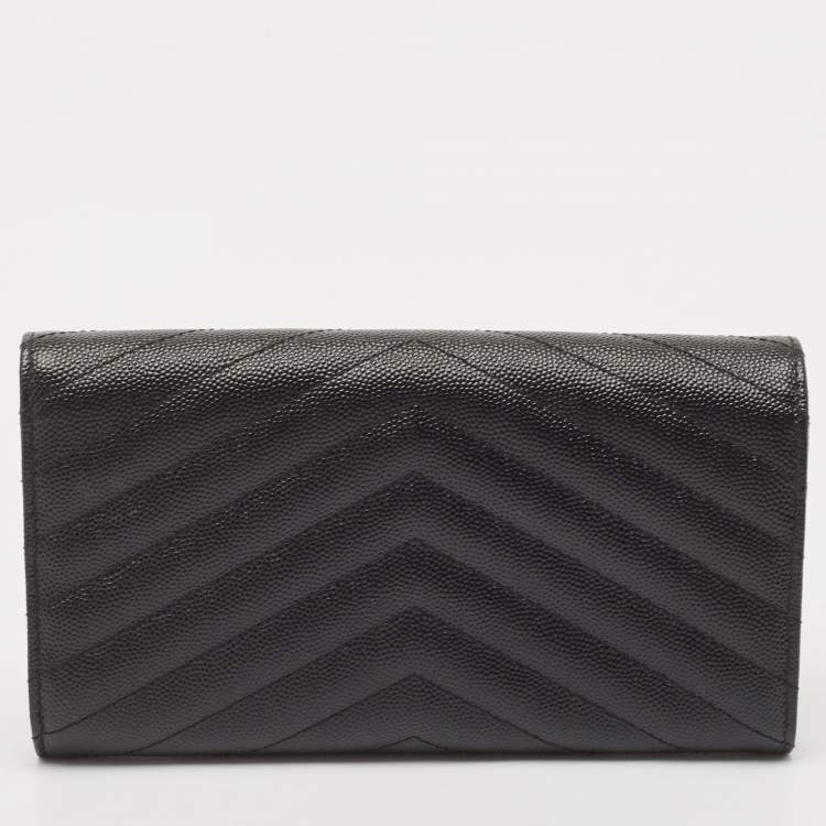 مملوكة مسبقًا Saint Laurent Black Matelassé Leather Monogram Flap Continental Wallet