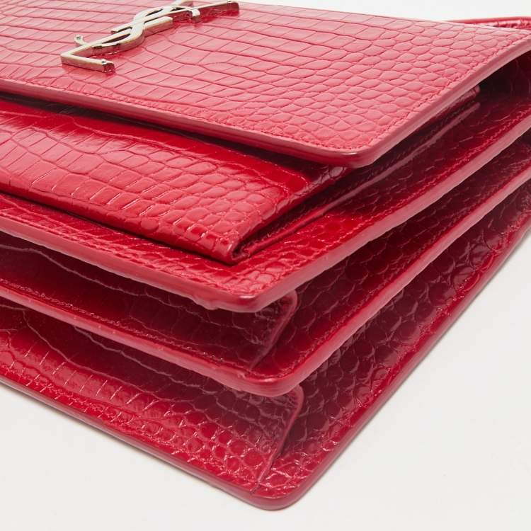 Pre Owned Saint Laurent Red Croc Embossed Leather Medium Sunset Shoulder Bag