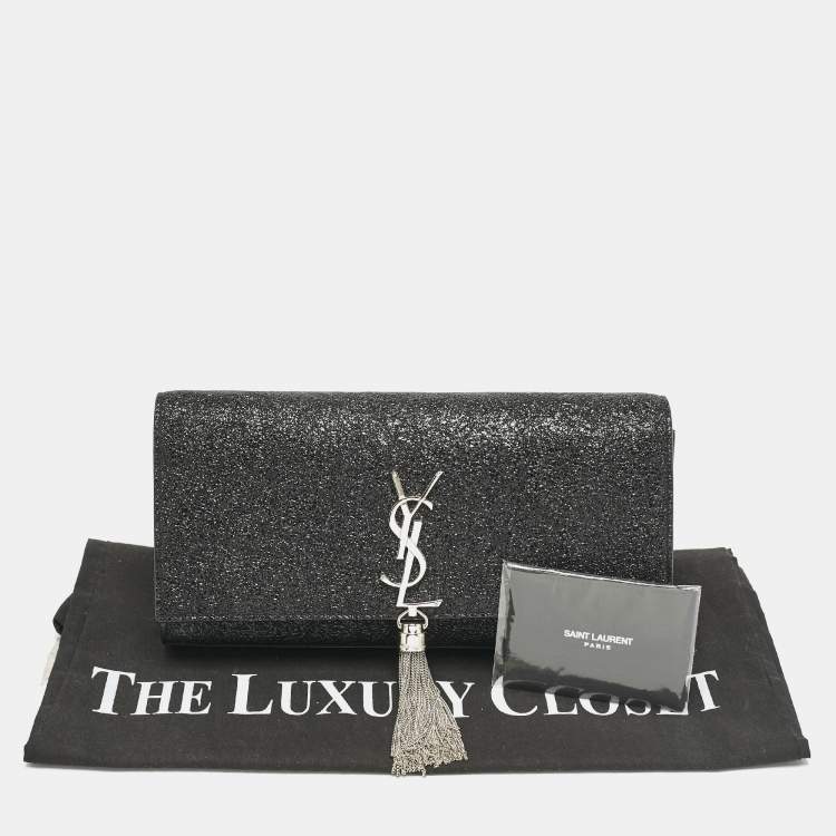مملوكة مسبقًا Saint Laurent Black Ceramic Effect Leather Cassandre Tassel Clutch