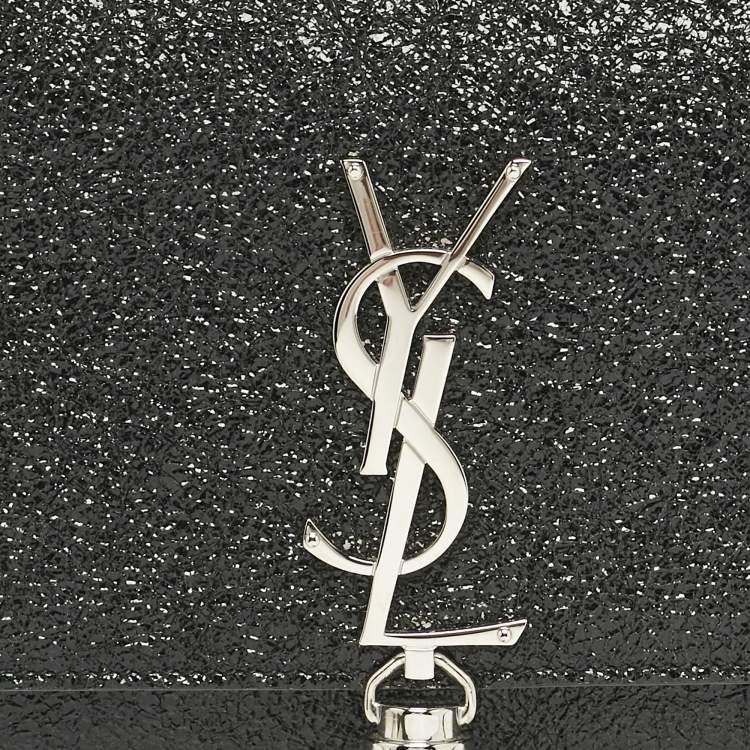 مملوكة مسبقًا Saint Laurent Black Ceramic Effect Leather Cassandre Tassel Clutch