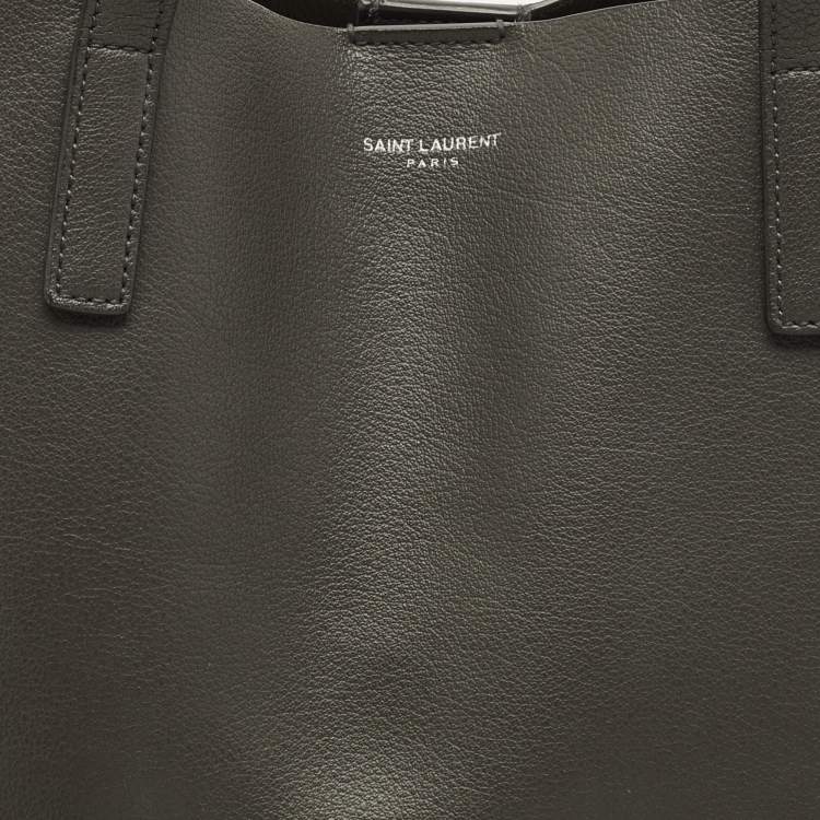 Pre Owned Saint Laurent Grey Leather Fringe E/W Shopping Tote