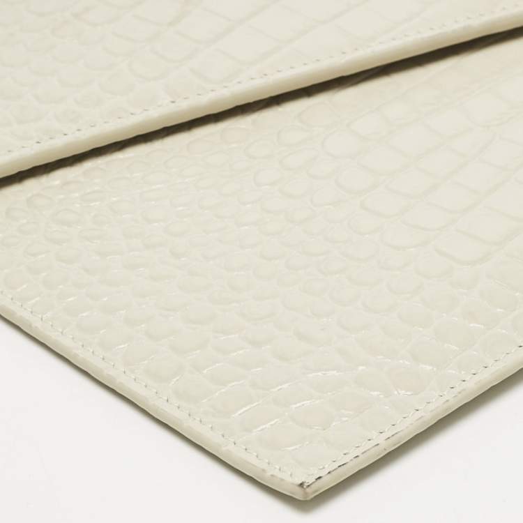 Pre Owned Saint Laurent Cream Croc Embossed Leather Uptown Pouch