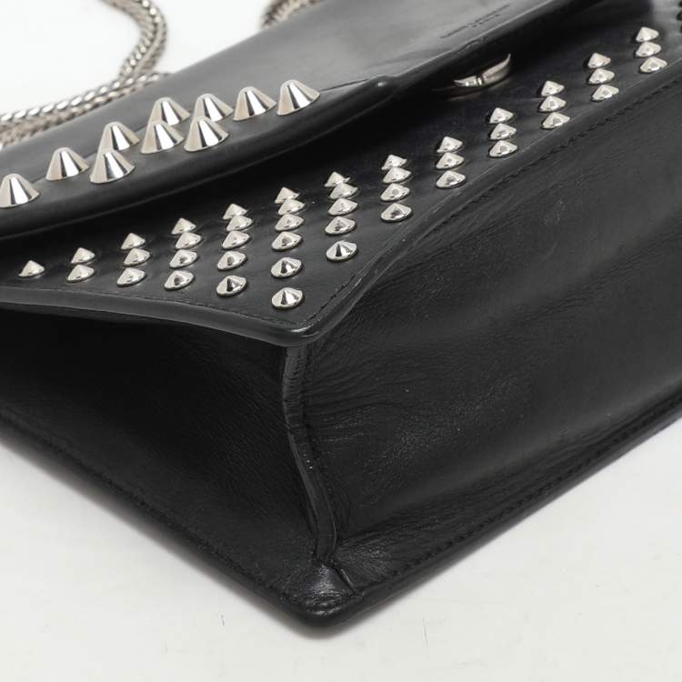 Pre Owned Saint Laurent Black Leather Betty Studded Flap Shoulder Bag