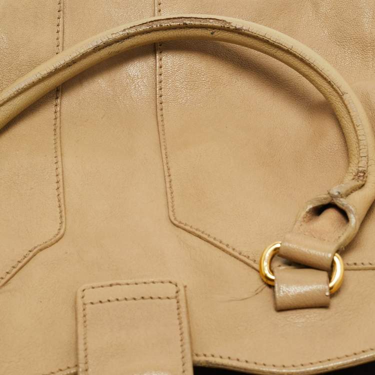 Pre Owned Saint Laurent Beige Leather Medium Cabas Chyc Tote