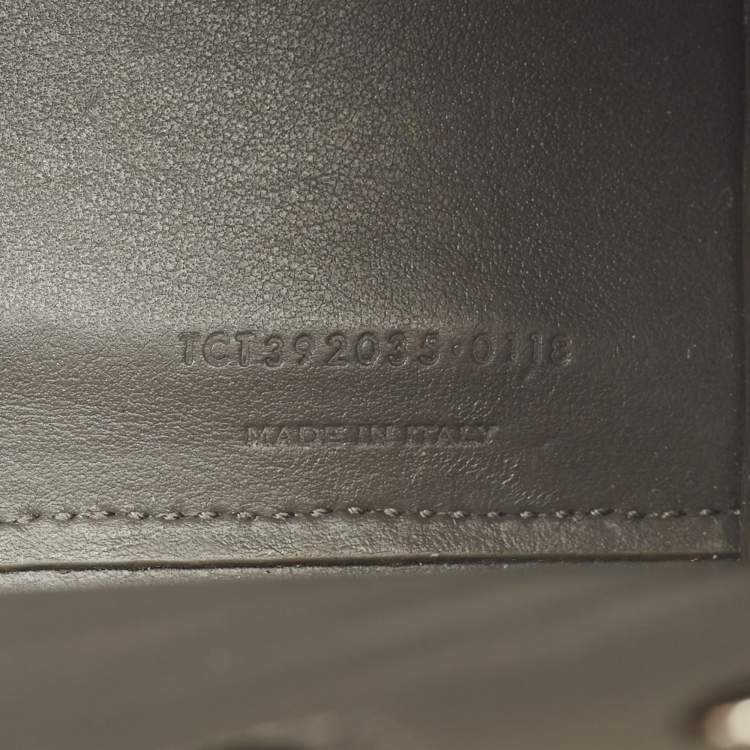 Pre Owned Saint Laurent Grey Croc Embossed Leather Nano Classic Sac De Jour Tote