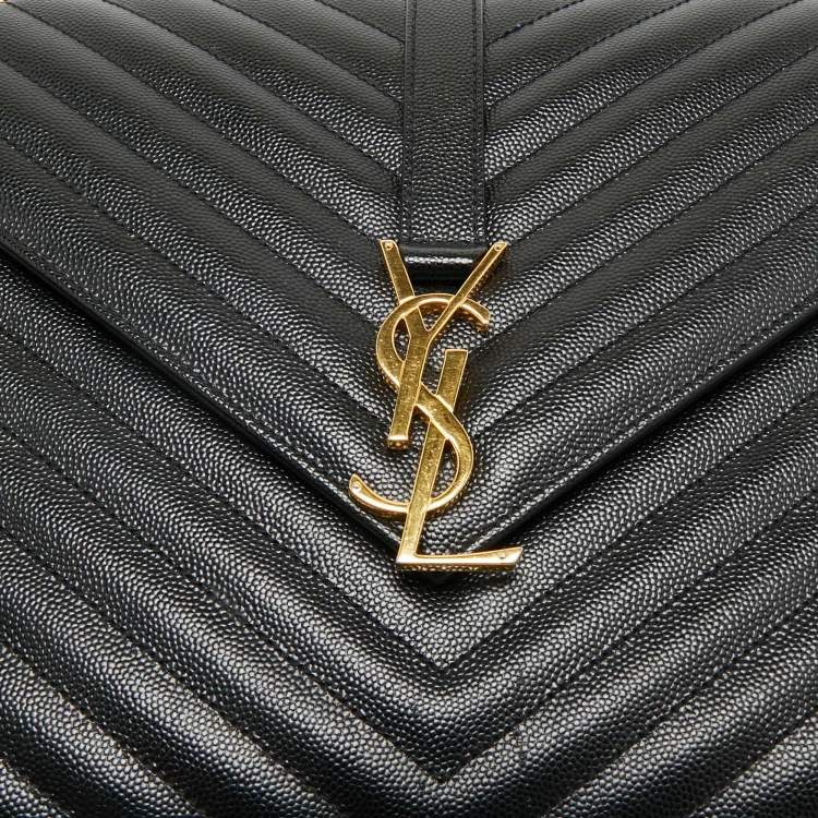مملوكة مسبقًا Saint Laurent Black Chevron Leather Large Monogram Envelope Shoulder Bag