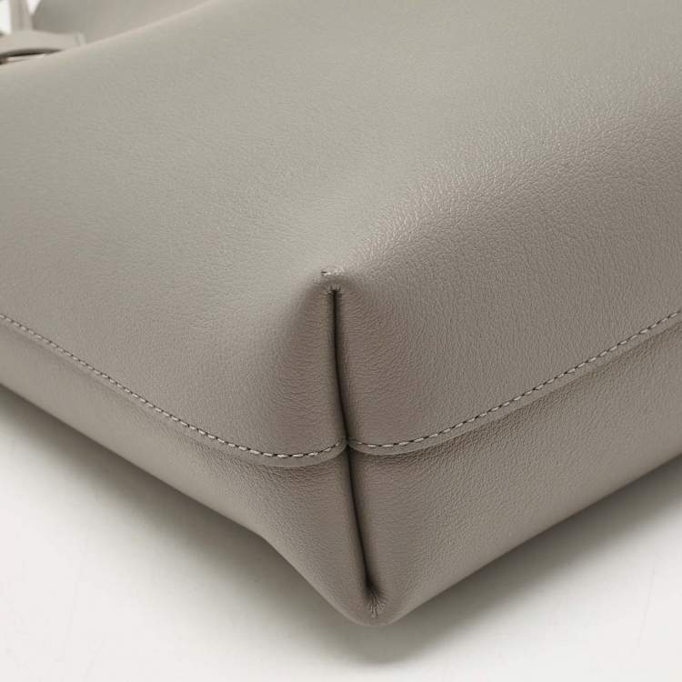 Pre Owned Saint Laurent Grey Leather Toy Shopper Tote