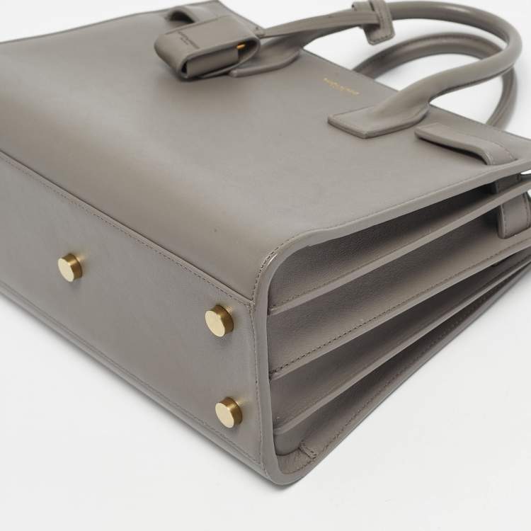 Pre Owned Saint Laurent Grey Leather Baby Classic Sac De Jour Tote