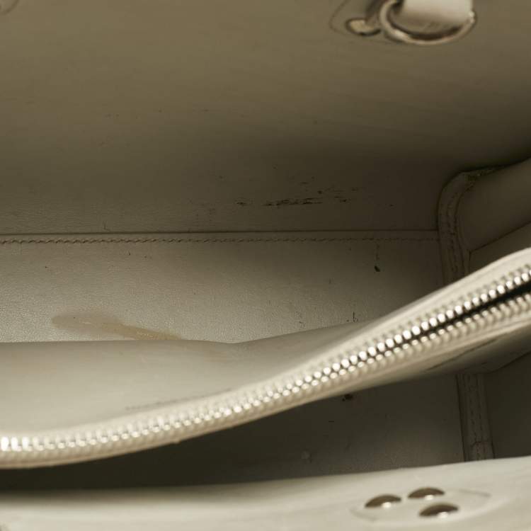 Pre Owned Saint Laurent Off White Croc Embossed Leather Baby Classic Sac De Jour Tote