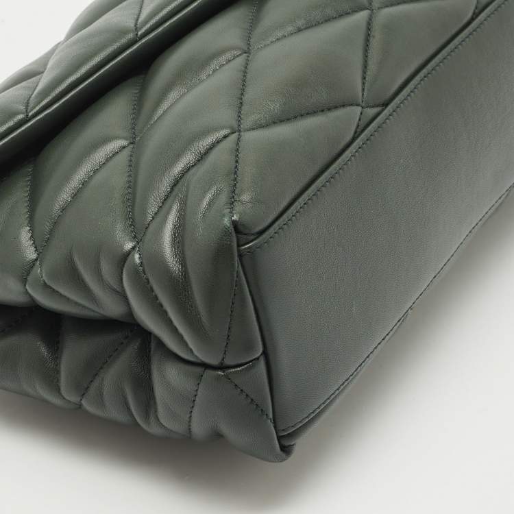مملوكة مسبقًا Saint Laurent Dark Green Quilted Leather Puffer Sade Envelope Clutch