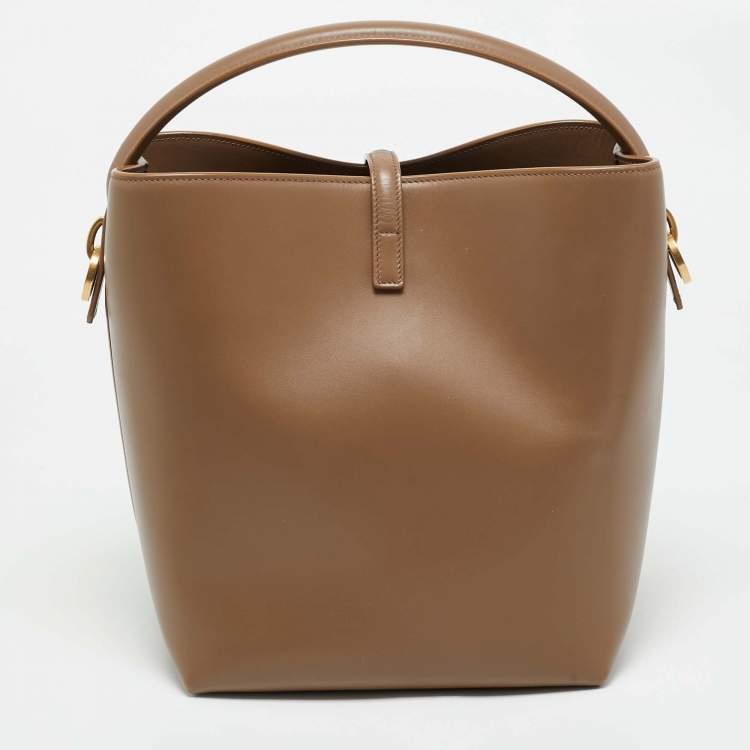 Pre Owned Saint Laurent Brown Leather Le 37 Bucket Bag