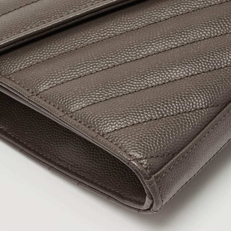 Pre Owned Saint Laurent Olive Green Matelassé Leather Cassandre Wallet on Chain