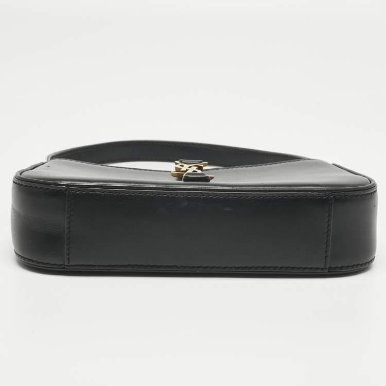Pre Owned Saint Laurent Black Leather Mini LE 5 À 7 Bag