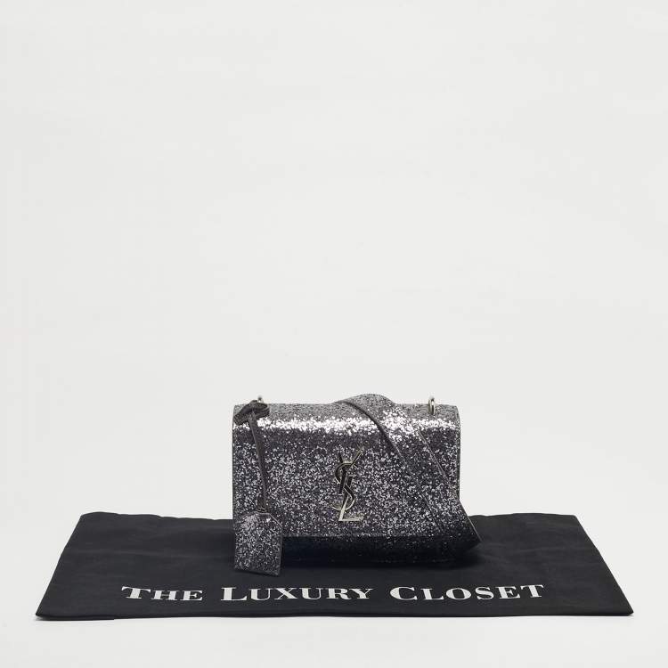 مملوكة مسبقًا Saint Laurent Silver Glitter Leather Small Sunset Chain Shoulder Bag