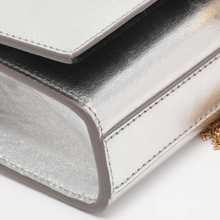 مملوكة مسبقًا Saint Laurent Paris Silver Metallic Leather Small Kate Shoulder Bag