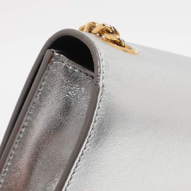 مملوكة مسبقًا Saint Laurent Paris Silver Metallic Leather Small Kate Shoulder Bag