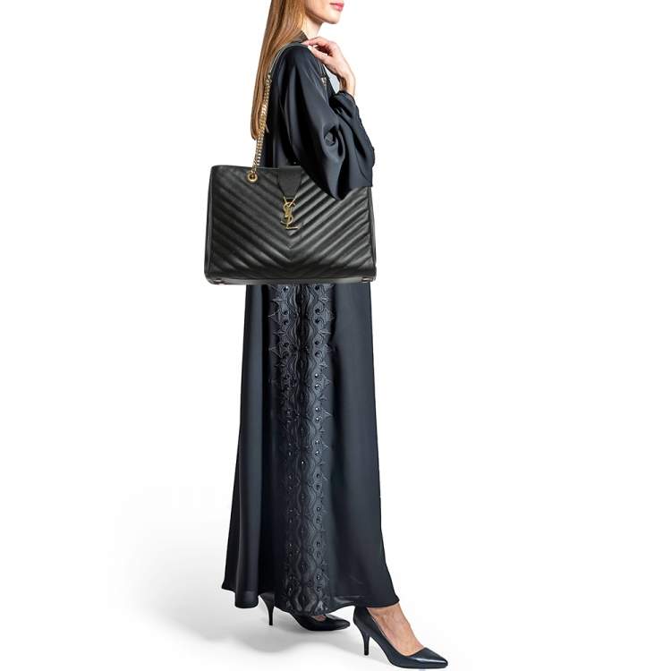 Pre Owned Saint Laurent Black Matelassé Leather Cassandre Shopper Tote