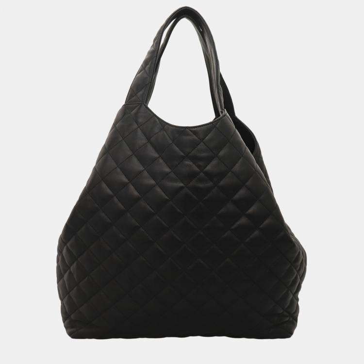 Pre Owned Icare Maxi Quilted Lambskin Black Shopping Bag