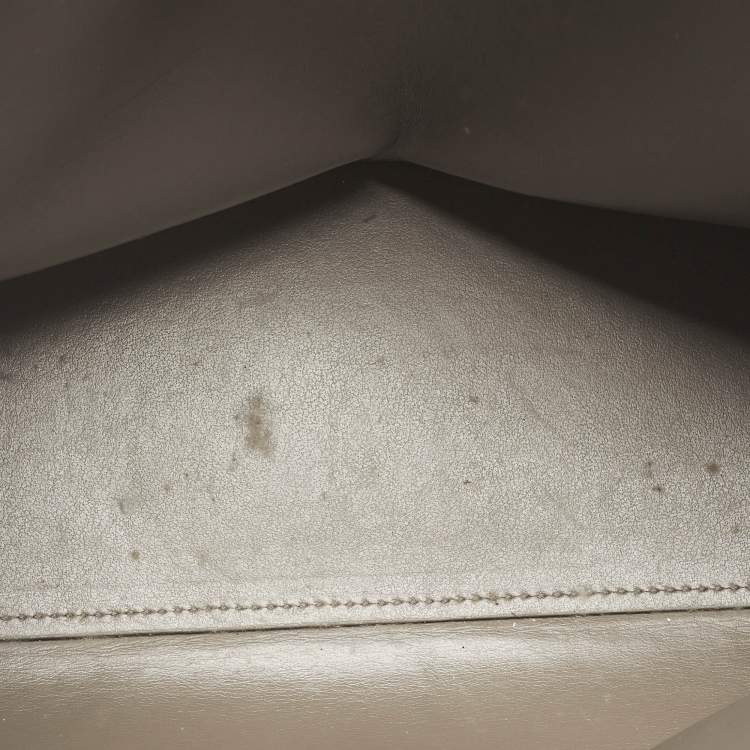 Pre Owned Saint Laurent Dark Beige Leather Baby Classic Sac De Jour Tote