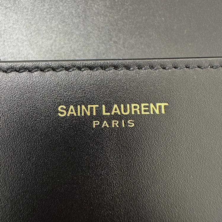 مملوكة مسبقًا Saint Laurent Cassandra Logo Satchel Shoulder Bag In Black Leather With An Accordion Flap.
