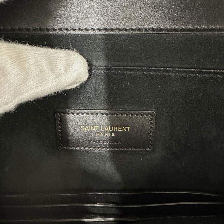 مملوكة مسبقًا Saint Laurent Cassandra Logo Satchel Shoulder Bag In Black Leather With An Accordion Flap.