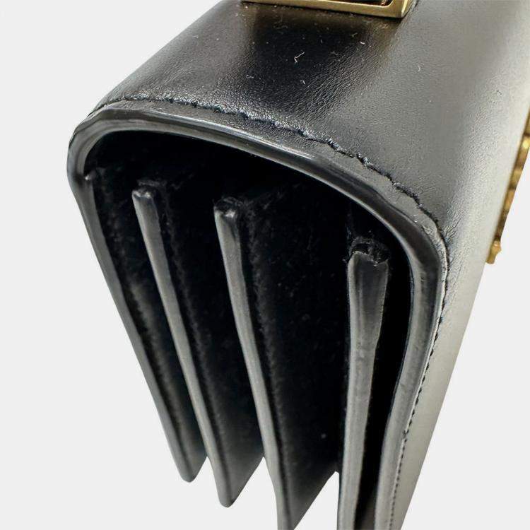 مملوكة مسبقًا Saint Laurent Cassandra Logo Satchel Shoulder Bag In Black Leather With An Accordion Flap.