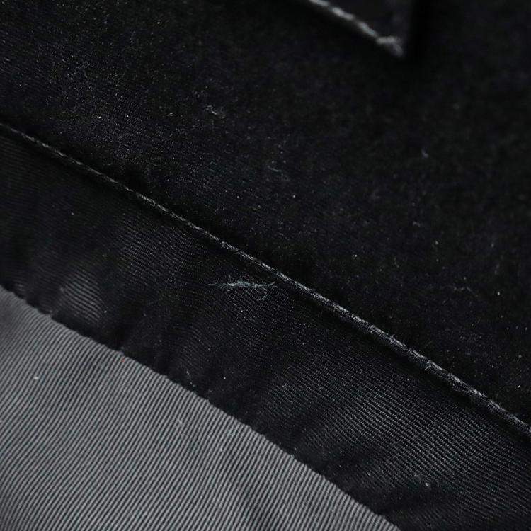 مملوكة مسبقًا Saint Laurent Paris Ysl Lou Camera Bag Shoulder Black Leather