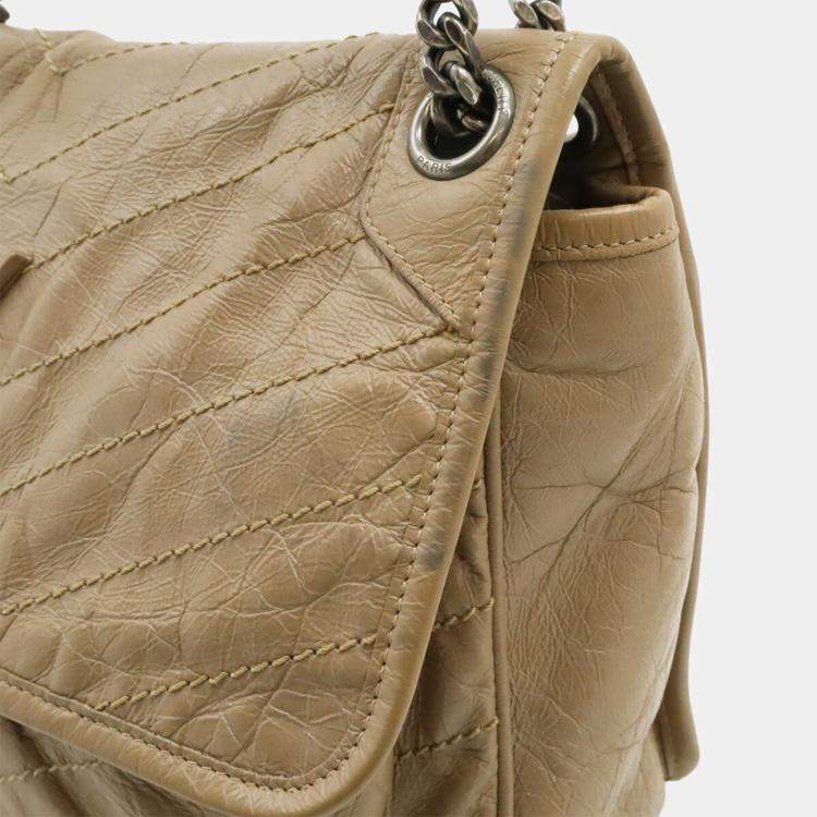 مملوكة مسبقًا Saint Laurent Paris Ysl Niki Medium Chain Shoulder Bag With V-Stitching In Beige Leather