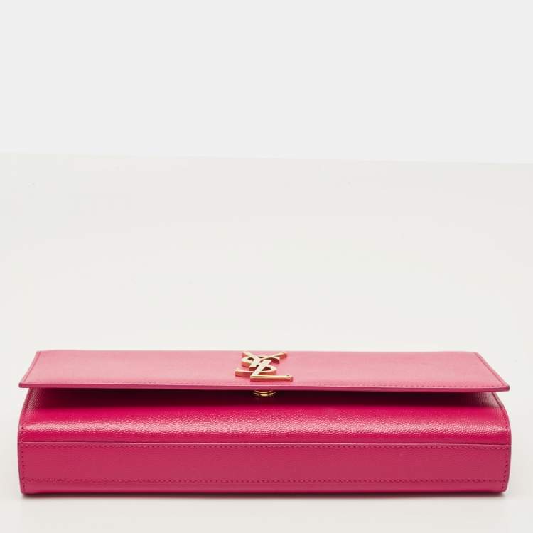 مملوكة مسبقًا Saint Laurent Cassandre Fuchsia Leather Clutch