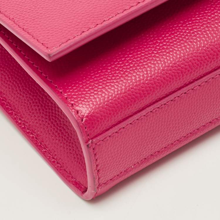 مملوكة مسبقًا Saint Laurent Cassandre Fuchsia Leather Clutch