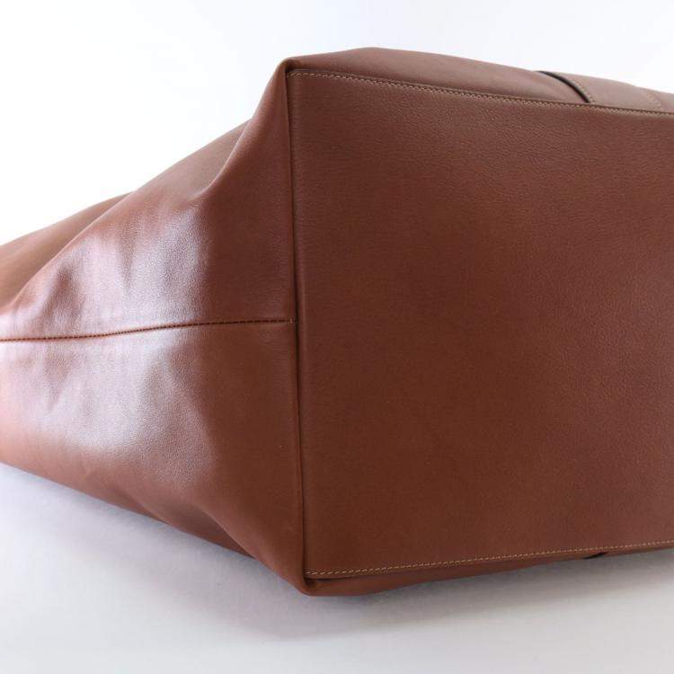 مملوكة مسبقًا Saint Laurent Calfskin Y Tote