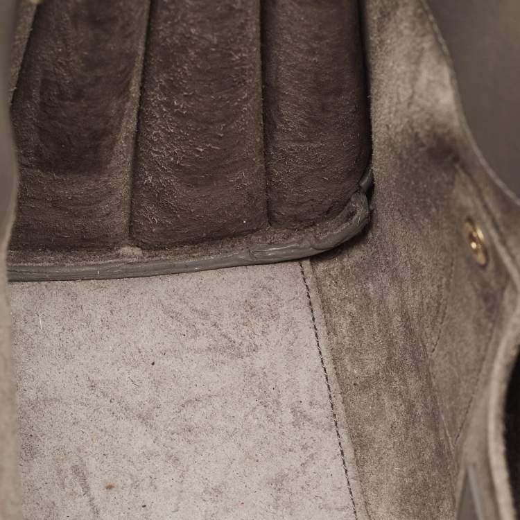 Pre Owned Saint Laurent Classic Sac De Jour Baby Grey Leather Tote