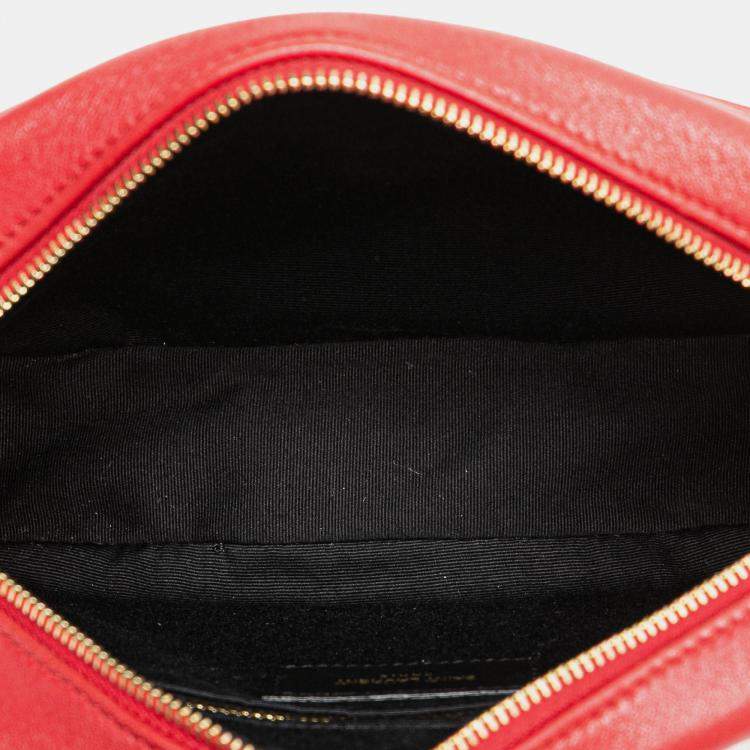 مملوكة مسبقًا Saint Laurent Paris Red Quilted Lambskin Victoire Camera Bag