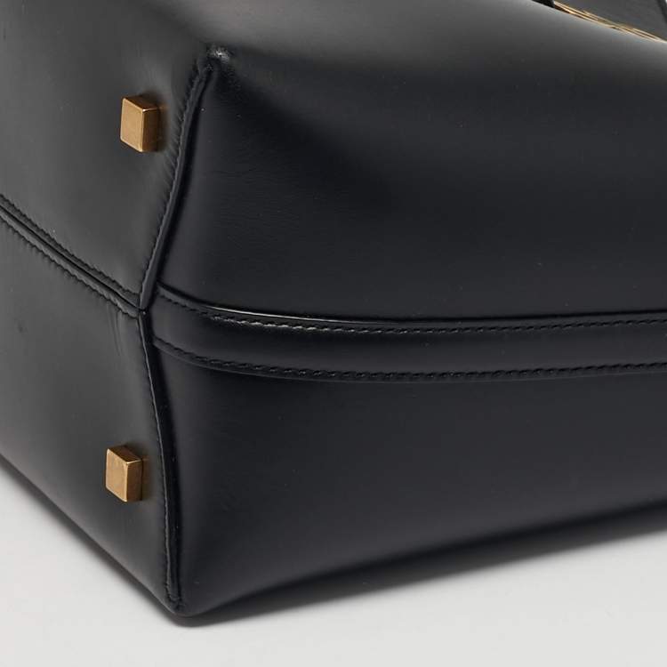 Pre Owned Saint Laurent Black Leather Small Le 37 Bucket Bag