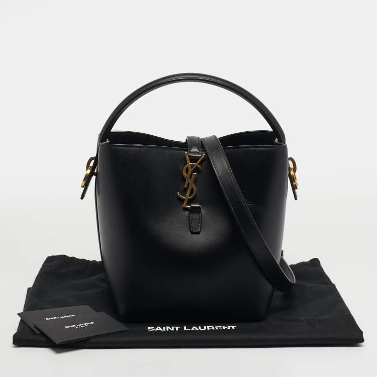 Pre Owned Saint Laurent Black Leather Small Le 37 Bucket Bag