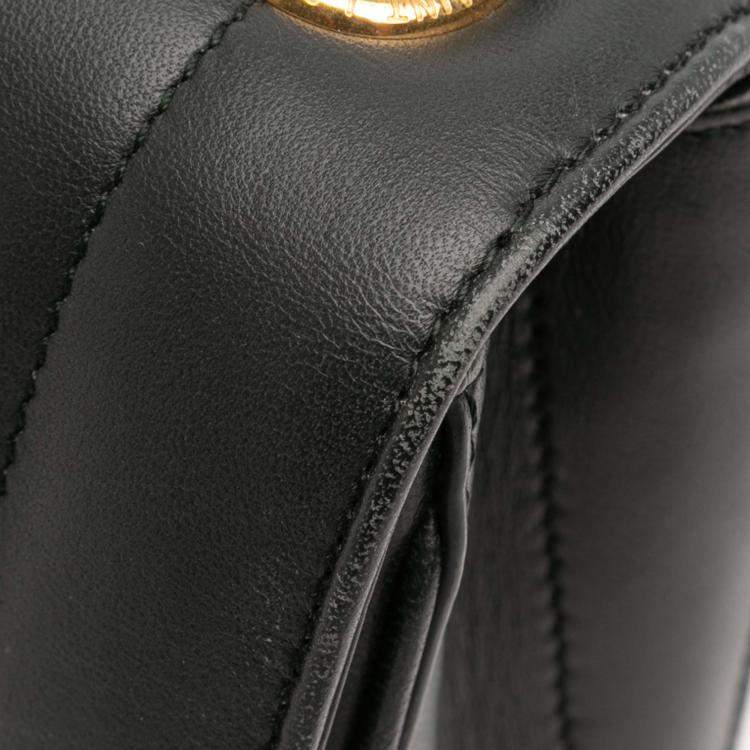 مملوكة مسبقًا Saint Laurent Paris Black Small Lambskin Monogram Vicky Chain Bag